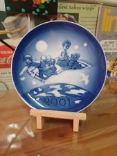 ROYAL COPENAGHEN 2001 PIATTINO