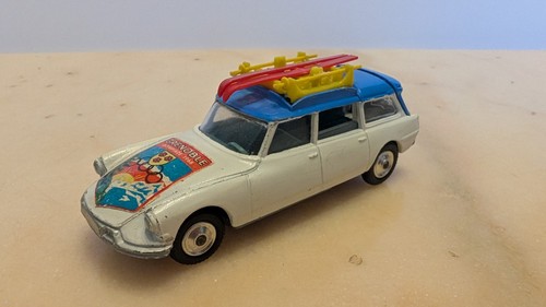 Corgi toys citroen ds 19 - toys, 1/43
