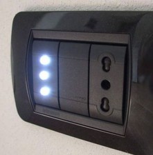 n.1 Lampada segnapasso modulare luce 3 Led incasso Bticino Living International