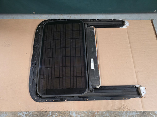 Pannello solare tetto apribile