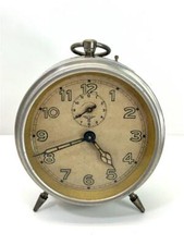 Antica sveglia meccanica