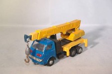 ISUZU GIGANTE GRU TRUCK