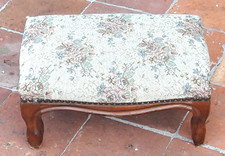Antico Pouf Poggiapiedi In Legno Con Copertura Imbottita