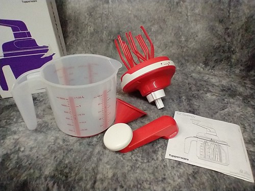 Tupperware speedy whip n - ez,