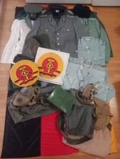 Grande Set Uniformi E Attrezzatura Militare NVA DDR 