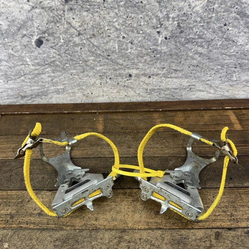 Coppia pedali bici strada