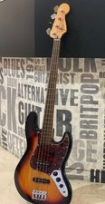 FENDER JAZZ BASS FRETLESS