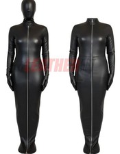 Body bondage in pelle di