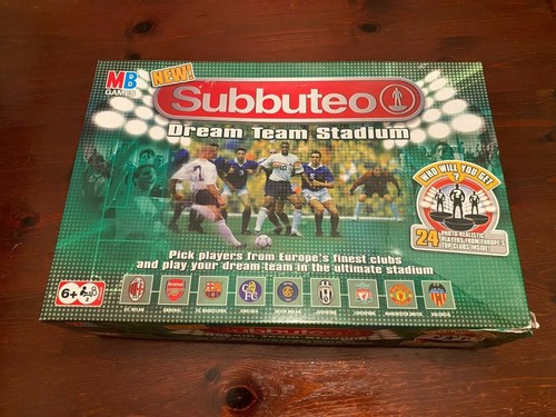 Subbuteo dream team stadium - team,
