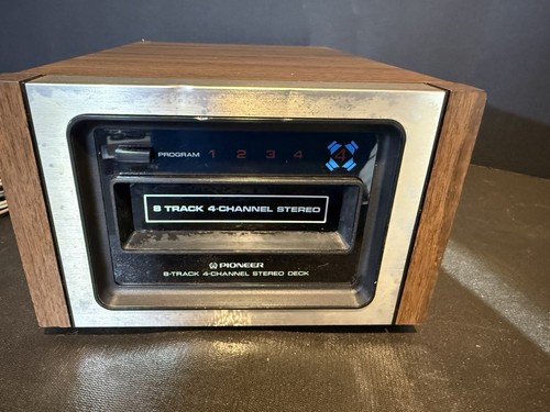 Pioneer stereo deck 8 - stereo,