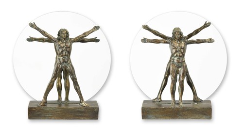 Una statuetta resina - una,