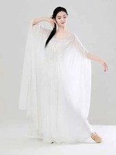 Costume da tè bianco vestito