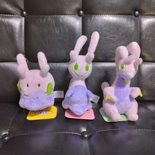 Pokemon Peluche Seduto Cutie Goomy Sliggoo Goodra Peluche Giappone Set di 3