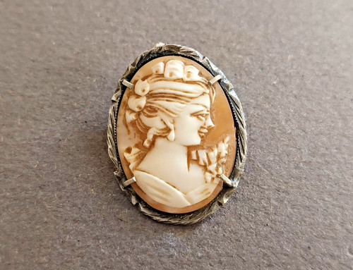 Anni ciondolo spilla - -,