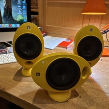 3 altoparlanti e supporti