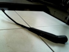 Braccio tergicristallo posteriore sinistro Nissan Vanette Cargo HC23/C23W 12 mesi