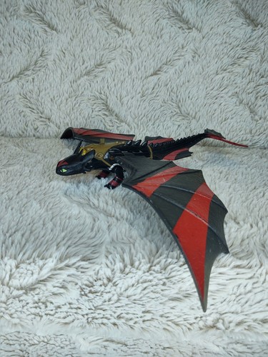 Httyd modellino corazzato - httyd,