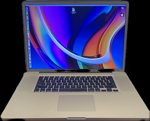 Almost perfect macbook - perfect, 17"