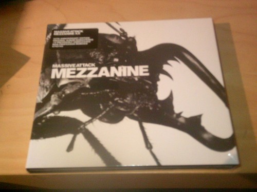 Massive attack mezzanine - massive,