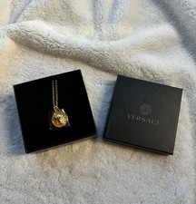 Versace Circle Medusa Gold