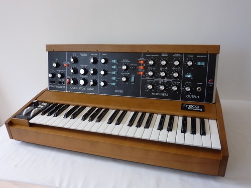 Moog minimoog reissue - minimoog,