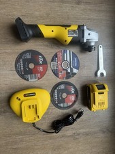 Smerigliatrice angolare a batteria 4Ah caricabatteria in valigetta PH2120