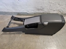 Tunnel centrale con bracciolo