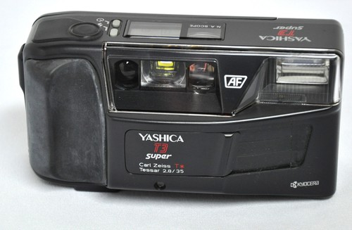 Macchina fotografica compatta