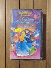 LA BELLA ADDORMENTATA NEL