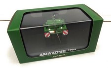 UNIVERSAL HOBBIES COLLECTION