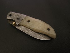 COLTELLO PIEGHEVOLE TASCABILE ACCIAIO DAMASCO PERSONALIZZATO MANICO RESINA CON FODERO C75