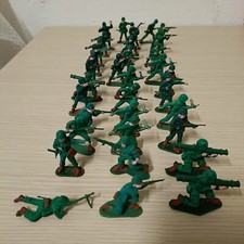 Lotto SOLDATINI in plastica n°35 pz