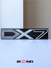  Yamaha DX7 synth logo display