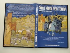 CON I PIEDI PER TERRA. Un