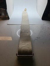 Louis Vuitton cinturino panna con accenti in pelle corpo incrociato regolabile