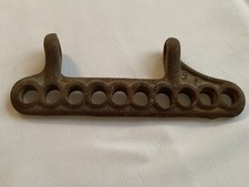 Antico gancio per aratro in