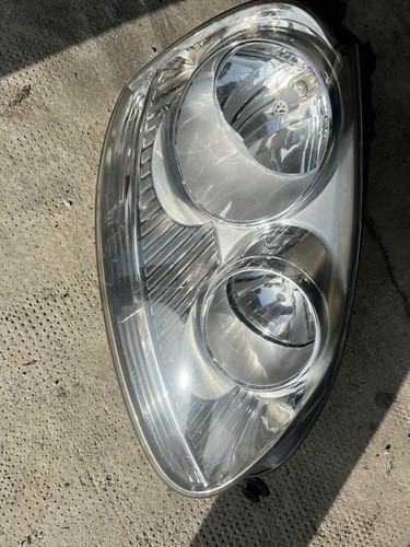 Volkswagen golf front - volkswagen, right