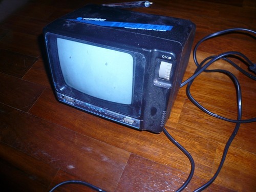 Vintage piccolo televisore