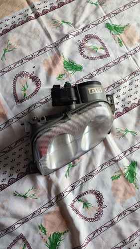 Faro anteriore sinistro alfa - anteriore,