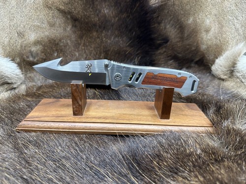 Coltello tattico con inserto