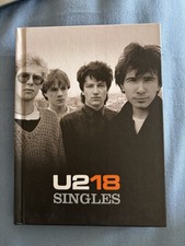 U218 SINGLES U2 - BOX DELUXE EDITION CD + DVD LIVE MILANO 2005 - OTTIMO