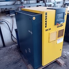 compressore a vite kaeser SK25 con inverter più essiccatore