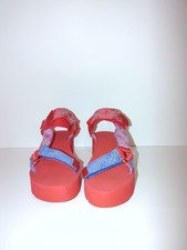 Sandali con plateau Guess