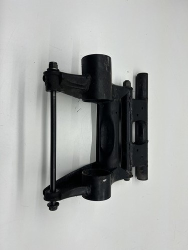Staffa supporto motore - staffa,