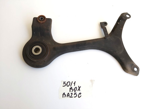 Staffa supporto marmitta kymco - supporto,