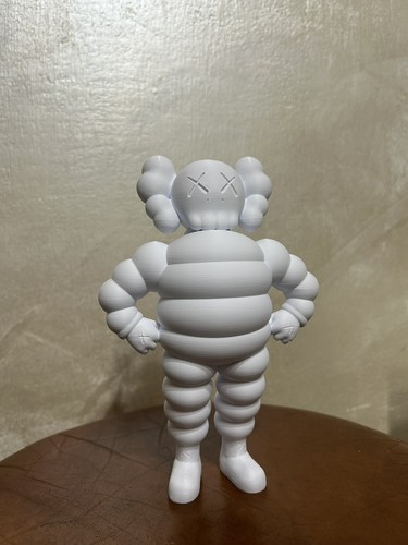 Busto kaws sagomato - 3d, meta