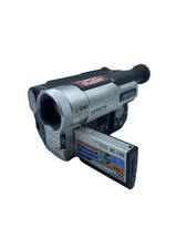 Videocamera Hitachi VM-H765LE. HQ Digital Zoom x22 Optical. Non testato.