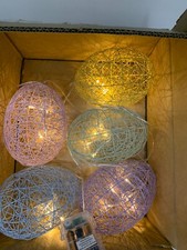 Ghirlanda di uova di Pasqua