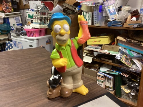 Homer simpson skunk smelly - skunk,