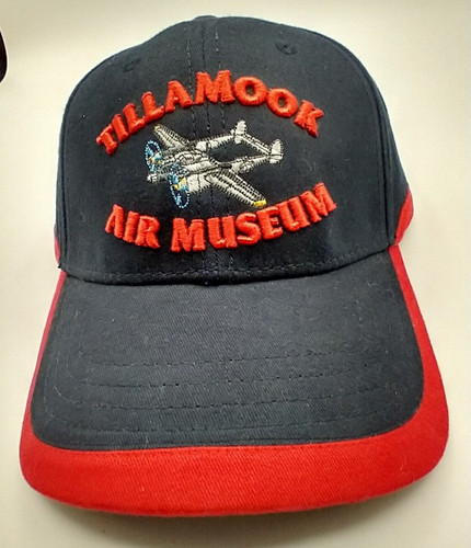 Tillamook air museum gancio - tillamook,